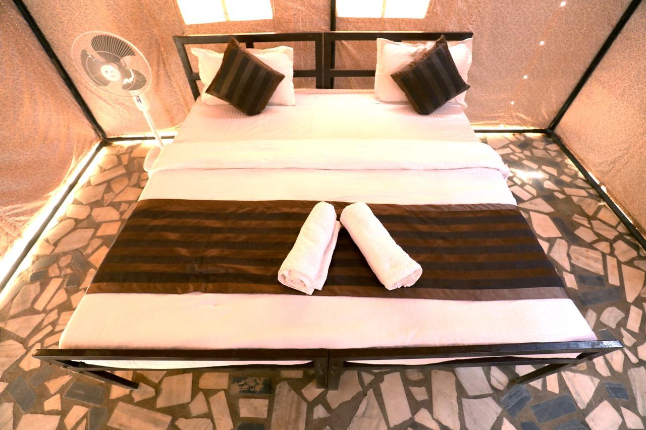 Nova Patgar Tents Bhuj Exterior photo