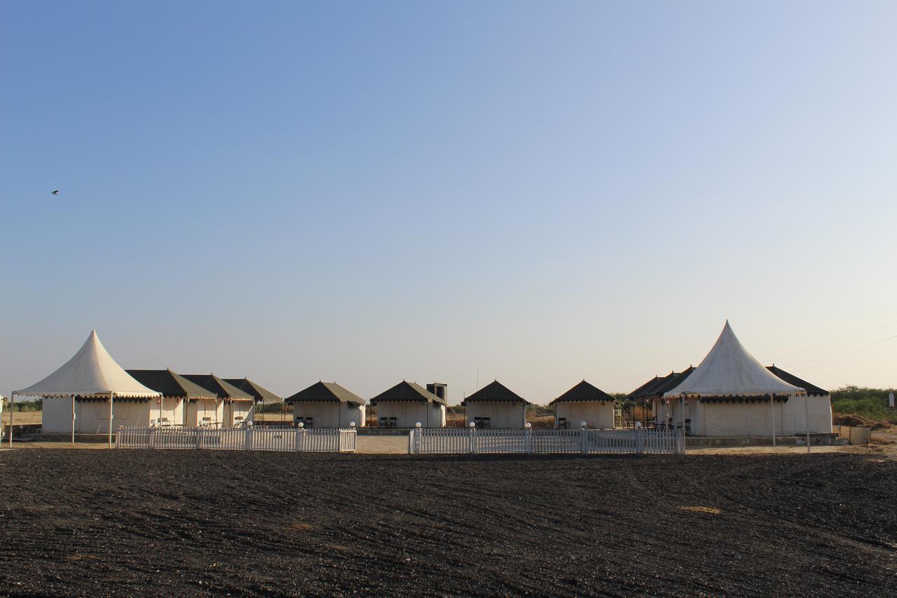 Nova Patgar Tents Bhuj Exterior photo